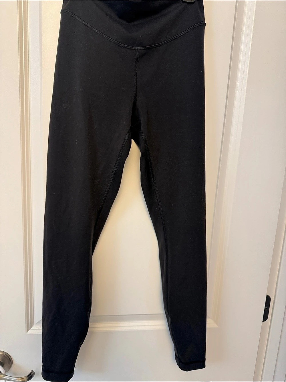 lululemon High-Rise Tight 25" Black Leggings Size 6 Wunder Under SmoothCov